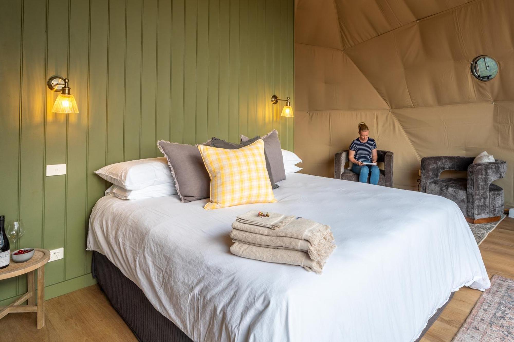 Mount Gnomon Farm Luxury tent Penguin